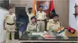 बगहा पुलिस ने महज 24 घंटे के अंदर हत्या मामले का किया खुलासा, पत्नी की हत्या के आरोपी पति को किया गिरफ्तार