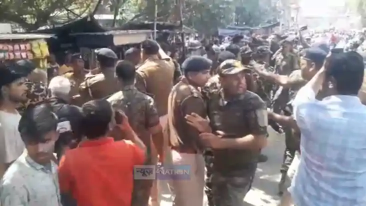 Police Lathi charge:  एनकाउंटर में मारे गए कुख्यात अपराधी छो