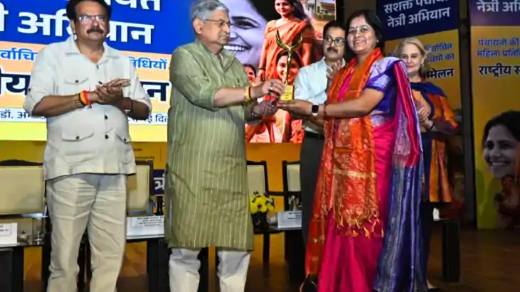 Bihar News : सारण की मुखिया प्रियंका सिंह राष्ट्रीय स्तर पर 