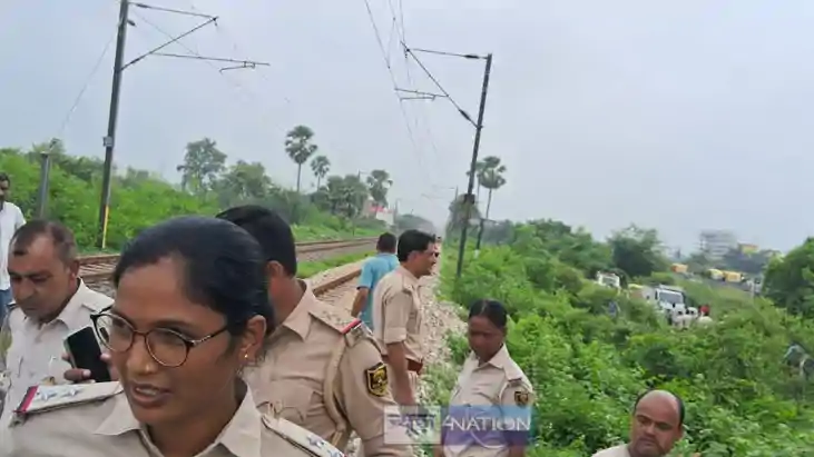 प्रेमी-प्रमिका का शव 