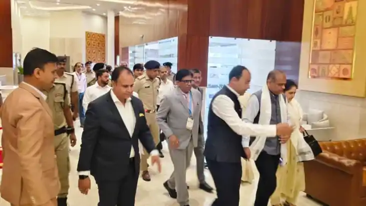 Bihar News : बोधगया पहुंचे सुप्रीम कोर्ट और दिल्ली हाईकोर्ट 