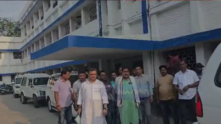 DM cracks down on private schools over re admission fee exto