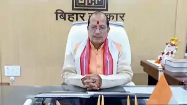 काम पर लौटें या अंजाम भुगतें! हड़ताली राजस्व कर्मियों को सरकार की दो टूक, DM को मिला 'सख्त एक्शन' का फ्री हैंड