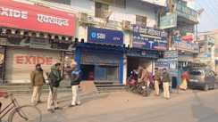  Thieves Blow Up SBI ATM 