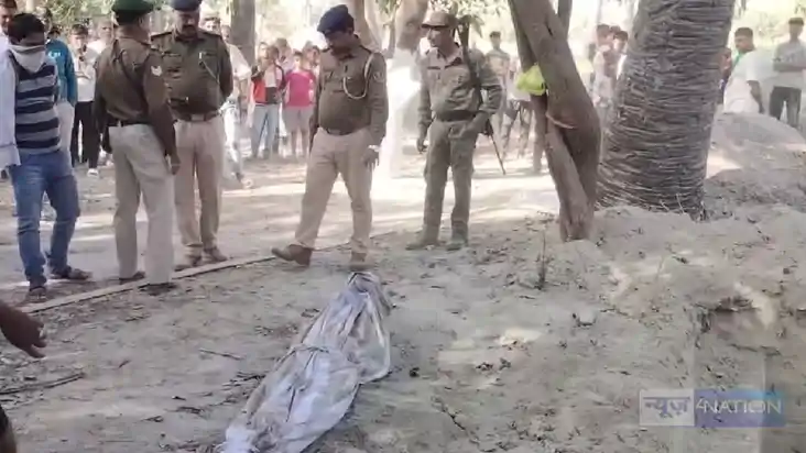 BIHAR CRIME - कब्र खोदकर निकाला गया युवती का शव, मजिस्ट्रेट 