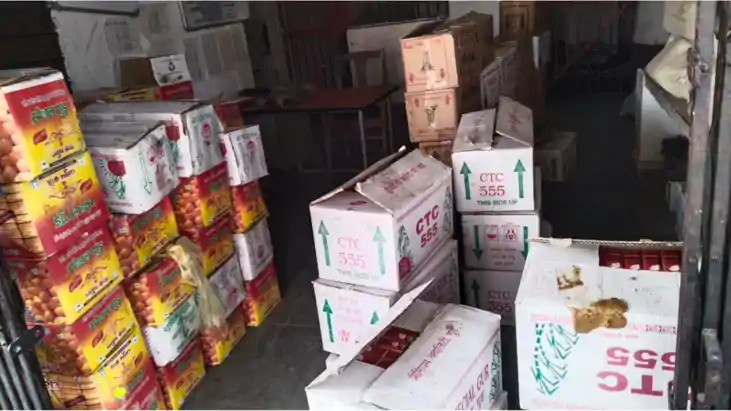 Bihar News : गुड़ की आड़ में शराब तस्करी का किया खुलासा, शराब