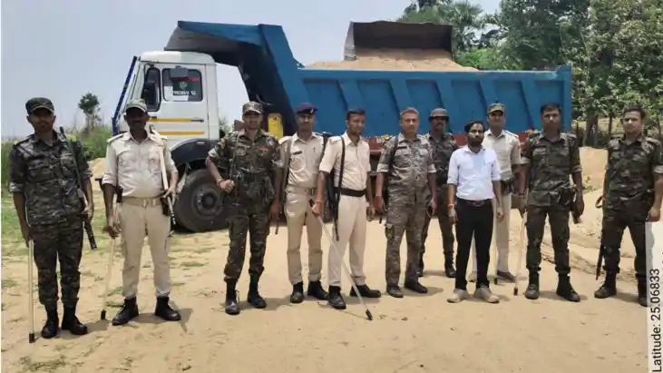 Bihar News : औरंगाबाद में बालू माफिया पर खनन विभाग ने कसा शि