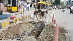 Patna Roads Cave In After First Rain Safety Fears Rise