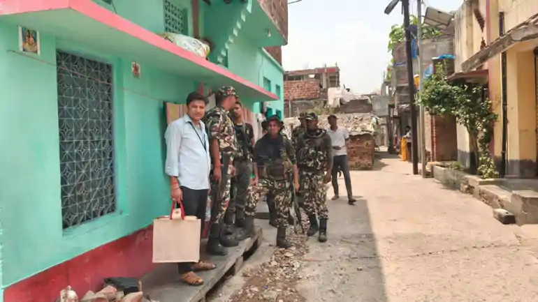 ED raids on Santosh Don premises in Khusrupur 
