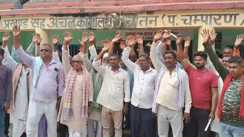 दशकों से बसे आशियानों पर संकट: नौतन में अंचल कार्यालय के नोटिस के खिलाफ ग्रामीणों का हल्लाबोल