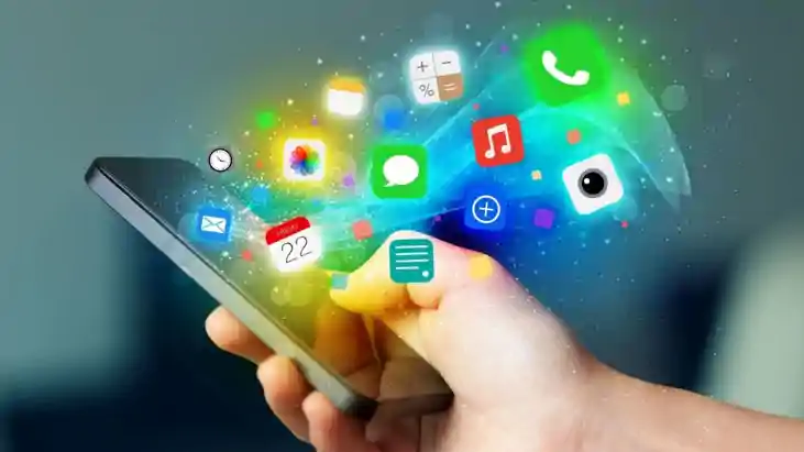 सरकार की टेढ़ी नजर: आपकी रील और गेमिंग पर लग सकता है 'डेटा का