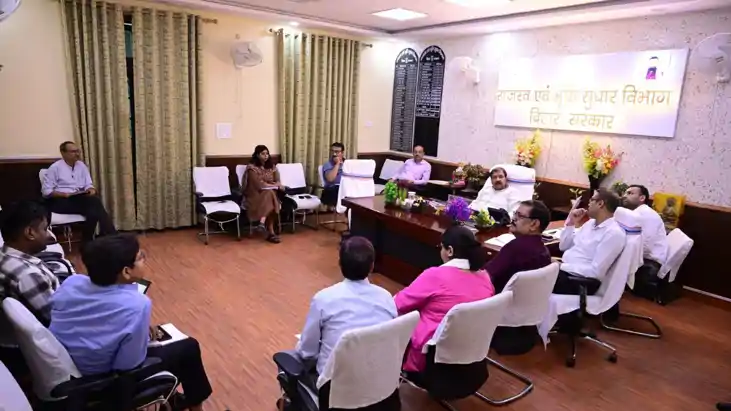 राजस्व कर्मचारियों के लिए डिजिटल राहत: ऐच्छिक स्थानांतरण हेत