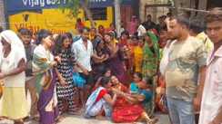  Bihar road accident:तेज रफ्तार ट्रैक्टर बना काल, कुचलकर युवक की  मौत, सड़क पर जमकर हुआ बवाल 