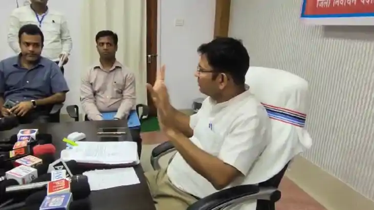 Bihar Vidhansabha Chunav : बांका में 261 बूथों पर चार बजे तक