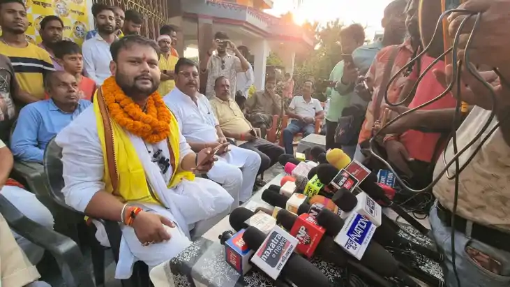 Bihar Vidhansabha Chunav 2025 : सुप्रीम कोर्ट के वकील राजीव 