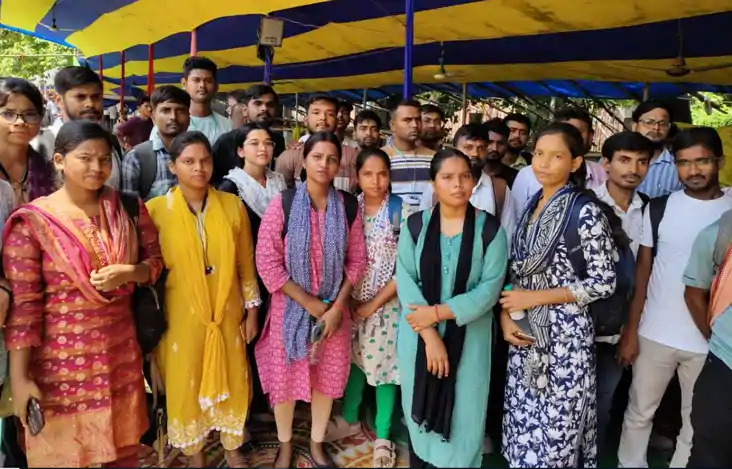 Revenue department - हड़ताल पर जाने के कारण नौकरी गंवानेवाले Revenue department - हड़ताल पर जाने के कारण नौकरी गंवानेवाले