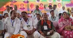 तेजस्वी हाफ पैंट पहनना सीख रहे थे, तब से बिहार को चला रहे हैं नीतीश कुमार, इंजीनियर सीएम को नौंवी फेल की सलाह की जरुरत नहीं, कार्यकर्ता सम्मेलन में बोले एनडीए के नेता