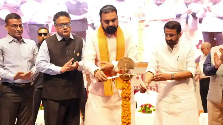 Bihar News : मुख्यमंत्री सम्राट चौधरी ने नवनियुक्त सहायक प्र