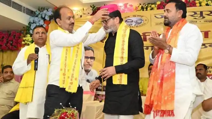 जब माता-पिता को ही बच्चों की चिंता नहीं, तो मोदी-नीतीश-लालू 