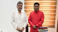 Bihar Politics : शिक्षक नेता आनंद पुष्कर ने शिक्षा मंत्री सुनील कुमार से की मुलाकात, शिक्षकों की कई समस्याओं से कराया अवगत 