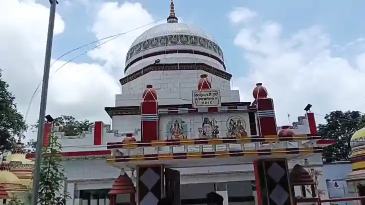 Bihar News : सारण में असामाजिक तत्वों ने शिवलिंग को किया क्ष