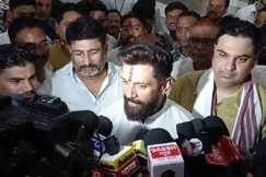 bihar poltics -  पटना पहुंचे चिराग पासवान, एनडीए से अलग होने की खबर को लेकर दे दिया बड़ा बयान