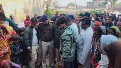 Bihar Crime : अहले सुबह घर के बाहर खून से सनी मिली लाश, हत्या या हादसा की गुत्थी सुलझाने में जुटी पुलिस 