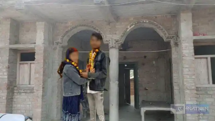  BIHAR NEWS  - धर्म की दीवार लाँघ शादी करने के बाद चुपचाप गा