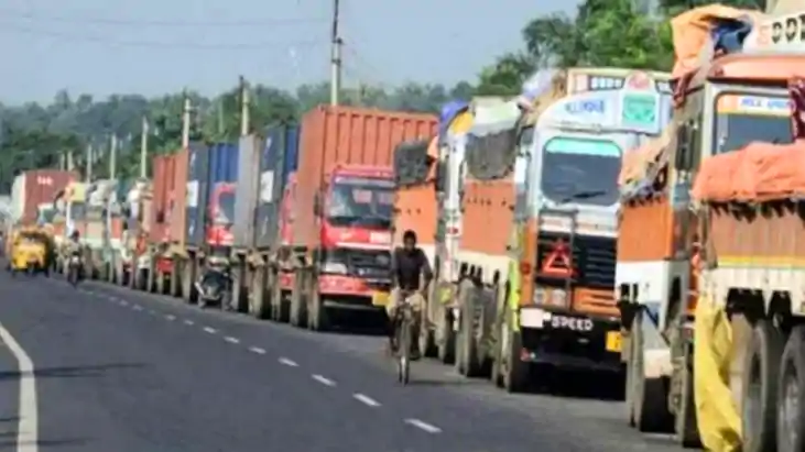 Bihar News : बक्सर में ट्रैफिक नियमों पर सख्ती के बीच DTO के