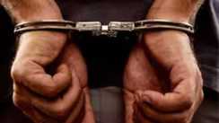 मोबाइल में दिखी हथियार की तस्वीर तो खुला राज : पुलिस ने छापेमारी कर 2 देशी कट्टा और गोली किया बरामद, दो गिरफ्तार