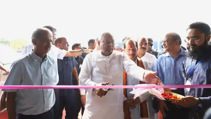 Bihar News : सीएम नीतीश ने मुजफ्फरपुर में बैग निर्माण की नई Bihar News : सीएम नीतीश ने मुजफ्फरपुर में बैग निर्माण की नई