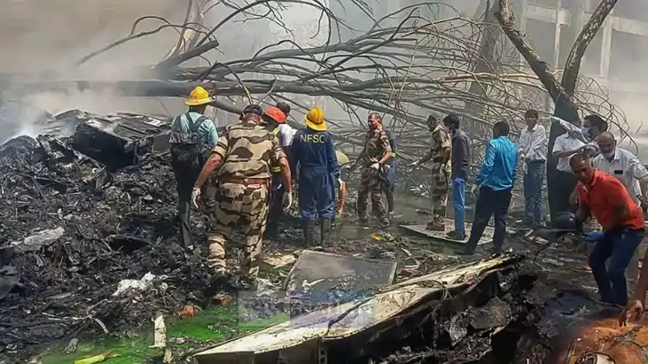 विमान हादसा विमान हादसा