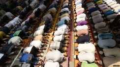 reprimands over Namaz issue