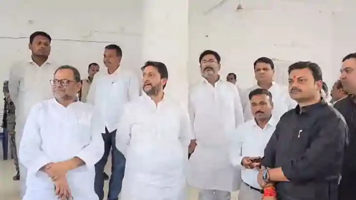 राज्यसभा चुनाव से पहले NDA का 'पावर शो': LJP(R) दफ्तर में जु