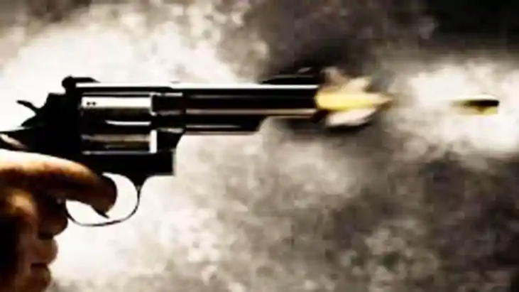 Bihar Crime News : मधेपुरा में सरेशाम बदमाशों ने गोली मारकर Bihar Crime News : मधेपुरा में सरेशाम बदमाशों ने गोली मारकर