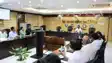 Bihar News : बिहार में सरकारी भवनों की छतों पर स्थापित होंगे सोलर प्लांट, विभिन्न विभागों के अधिकारियों के साथ हुई बैठक