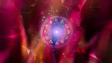 Today Horoscope: आज इन राशियों के रिश्तों में आएगी मिठास! चंद्रमा-शुक्र की युति, जानें मेष से मीन तक राशिफल