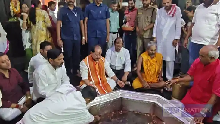 Vijay Sinha Reviews Pitru Paksha Preparations in Gaya