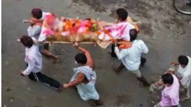 29 अप्रैल को डोली उठने से पहले उठी बेटी की अर्थी, माँ बाप सम