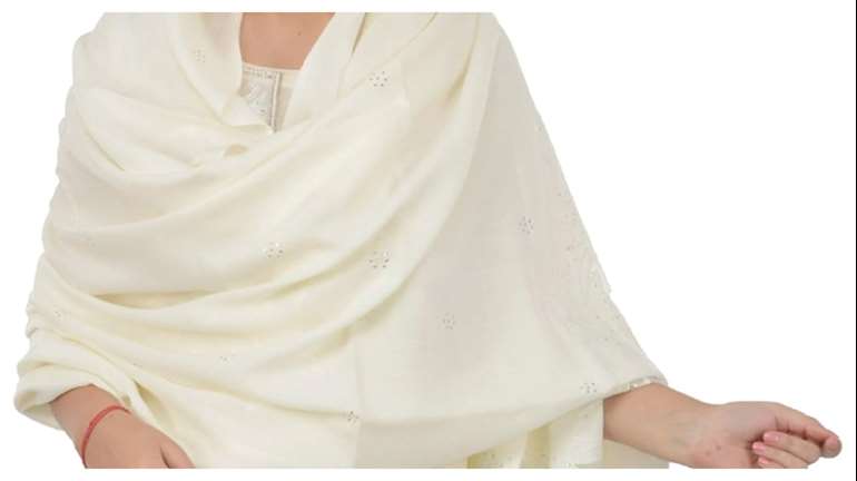 white shawls