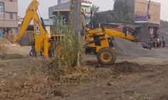  वैशाली के लालगंज में चला प्रशासन का बुलडोजर: भट्ठीपोखर में अतिक्रमण हटाया, वेंडिंग जोन और नई सड़क बनाने की तैयारी