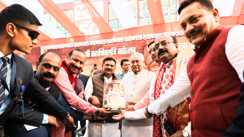 Mahashivratri 2026 : महाशिवरात्रि पर खाजपुरा शिव मंदिर पहुंचे मुख्यमंत्री नीतीश कुमार, प्रदेश की सुख-समृद्धि के लिए की प्रार्थना 