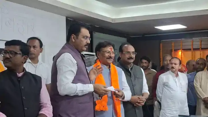 KC Sinha and Bittu Singh join BJP
