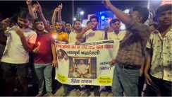 Bihar News : कोचिंग डायरेक्टर रौशन आनंद के भाई प्रिंस यादव की मौत पर नवादा में बवाल, सड़कों पर उतरे छात्र, खान सर पर लगाया हत्या की साजिश का आरोप  