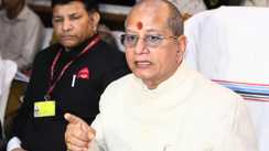 Bihar News : डिप्टी सीएम विजय सिन्हा ने राजस्व अधिकारियों को दिया अल्टीमेटम, 24 घंटे में काम पर लौटें, नहीं होगी कोई कार्रवाई