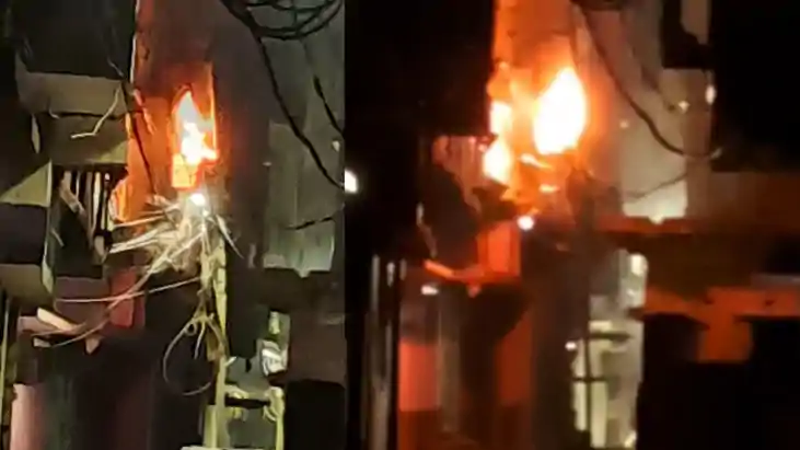 बिजली पोल पर लगी आग 