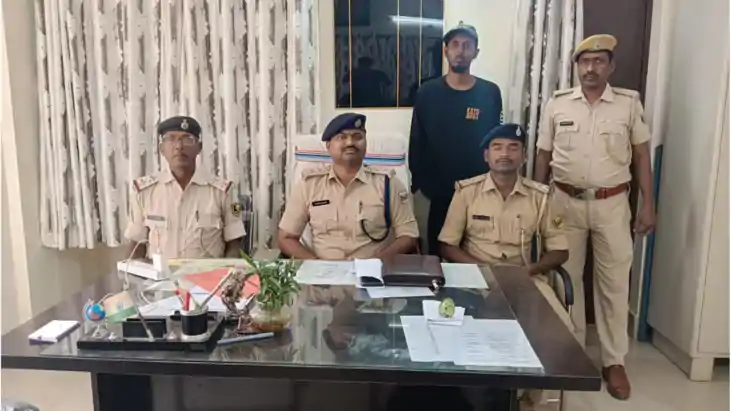 भारत-नेपाल सीमा पर सोमालियाई नागरिक गिरफ्तार: आव्रजन विभाग औ