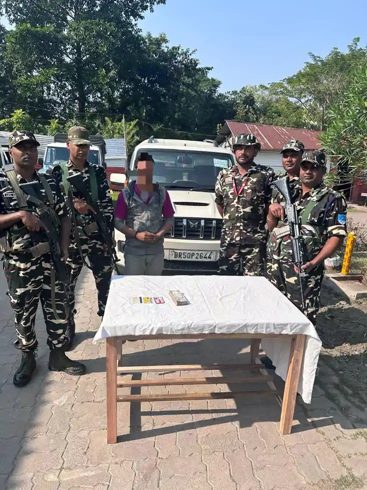 एसएसबी ने एक लाख नेपाली मुद्रा के साथ एक व्यक्ति को किया गिर