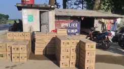 Bihar Crime: कटिहार में डाक पार्सल वाहन से शराब की बड़ी खेप पुलिस ने किया बरामद,  चालक को किया गिरफ्तार 