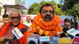 Bihar Vidhansabha Chunav : बिहार सरकार के मंत्री गाजे बाजे के साथ पहुंचे अनुमंडल कार्यालय, बिना नामांकन के लौटे वापस, जानिए क्या बताई वजह...